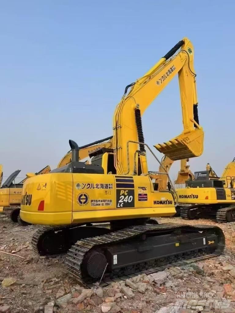 Komatsu PC 240 Paletli ekskavatörler