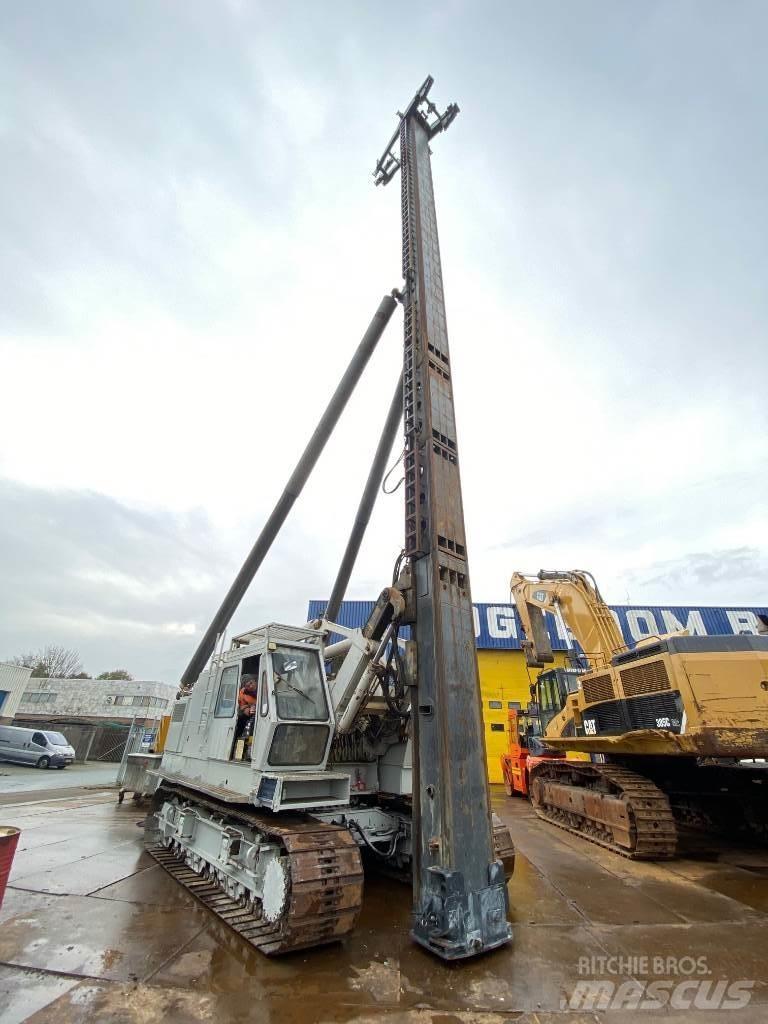 Hitachi KH 150-3 Kazik ve ankraj makinalari