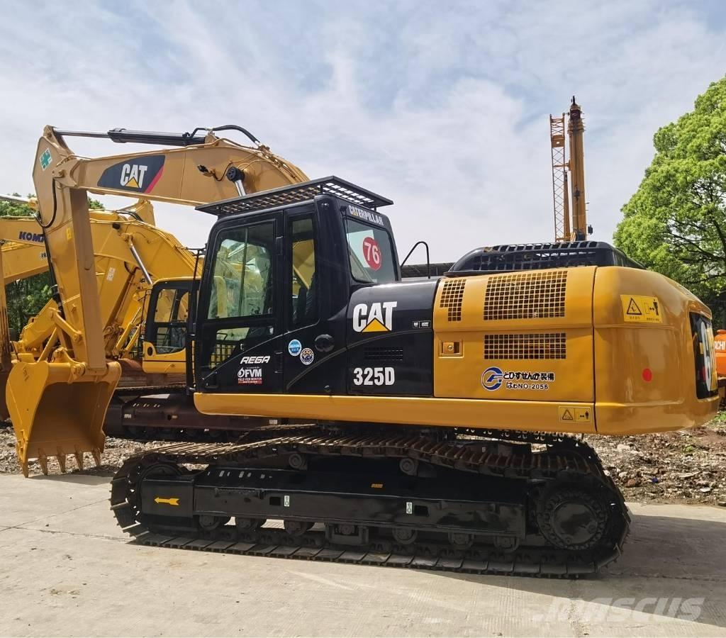 CAT 325 D Paletli ekskavatörler