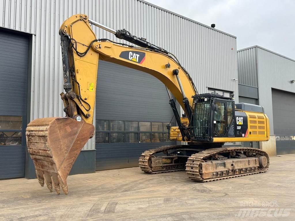 CAT 352F Paletli ekskavatörler
