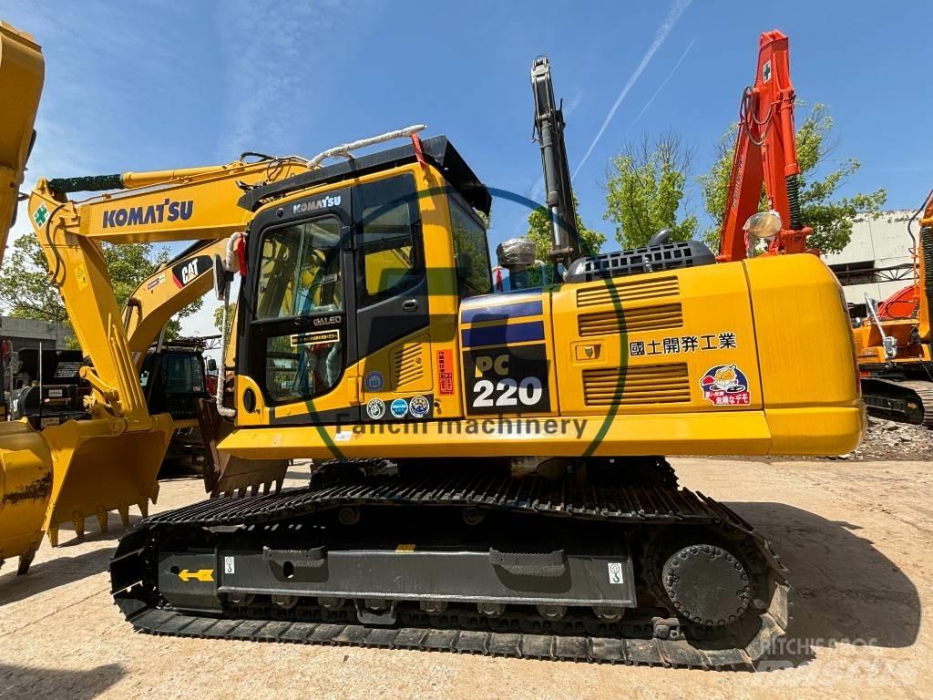 Komatsu PC 220 Paletli ekskavatörler