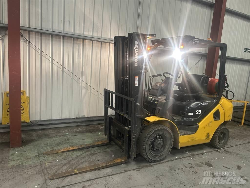 Komatsu FG25HT-17 LPG'li forkliftler