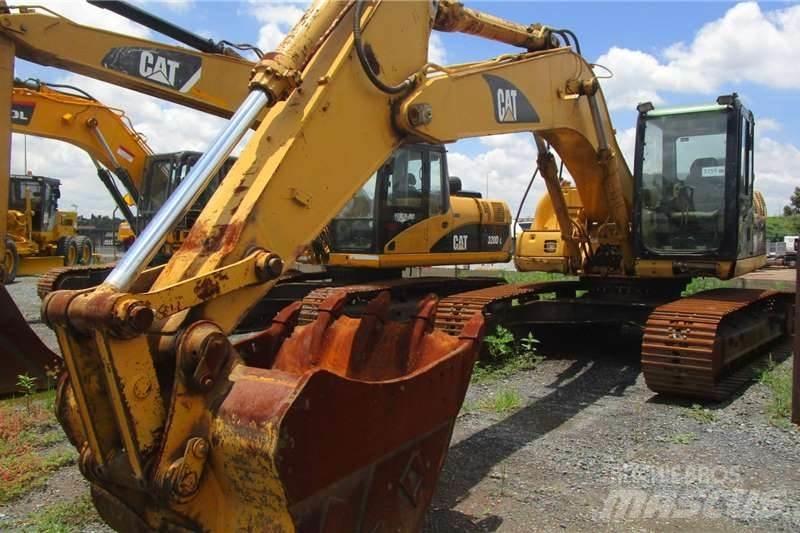 CAT 320C Mini ekskavatörler, 7 tona dek
