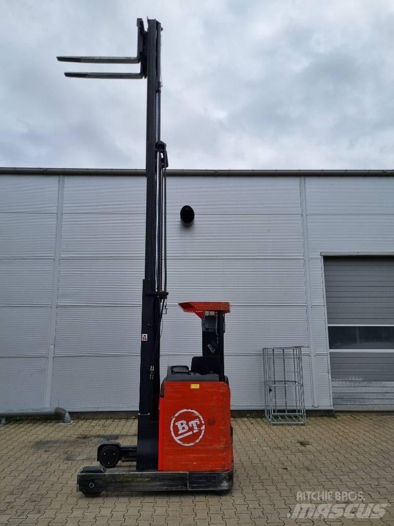 BT RR M 14 Reach truck - depo içi istif araçları