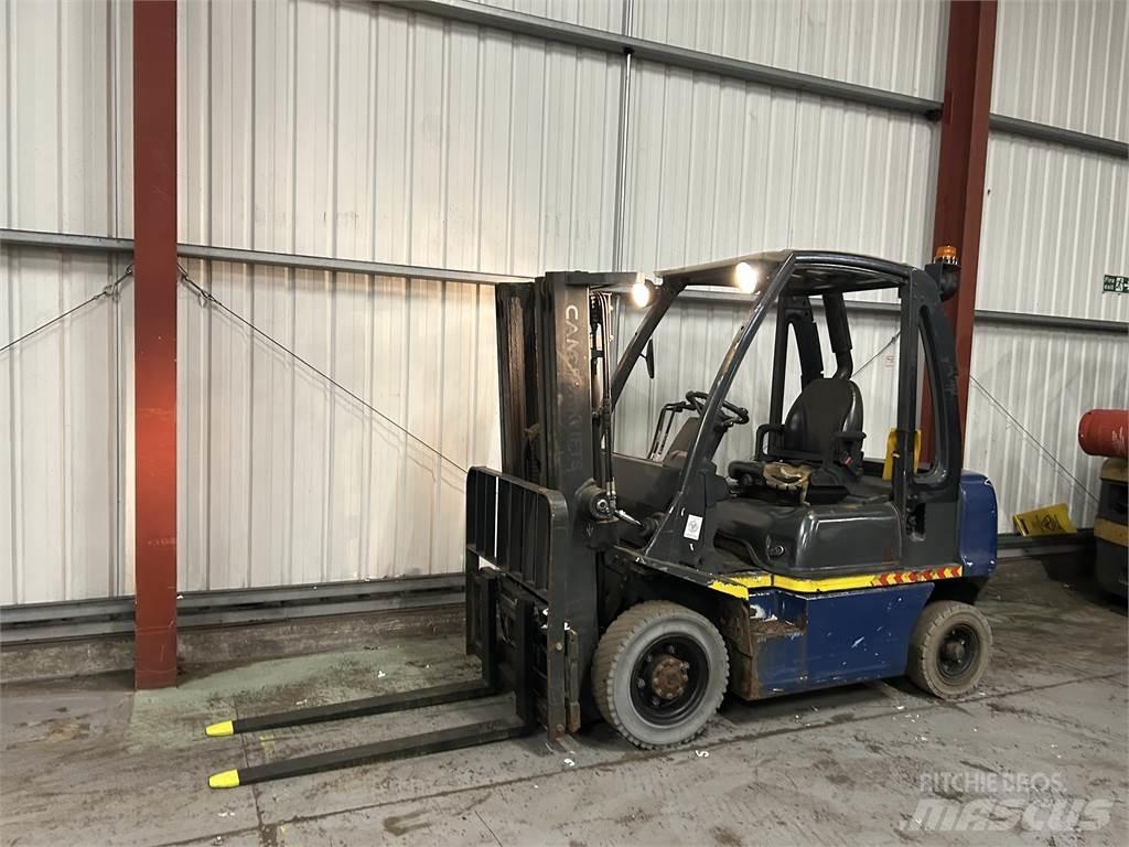 Nissan Y1D2A25Q Dizel forkliftler