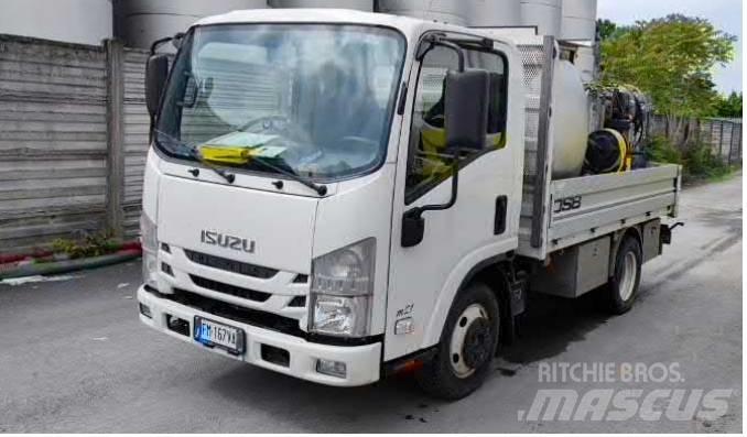 Isuzu N 1R 87A Kapali kasa kamyonlar