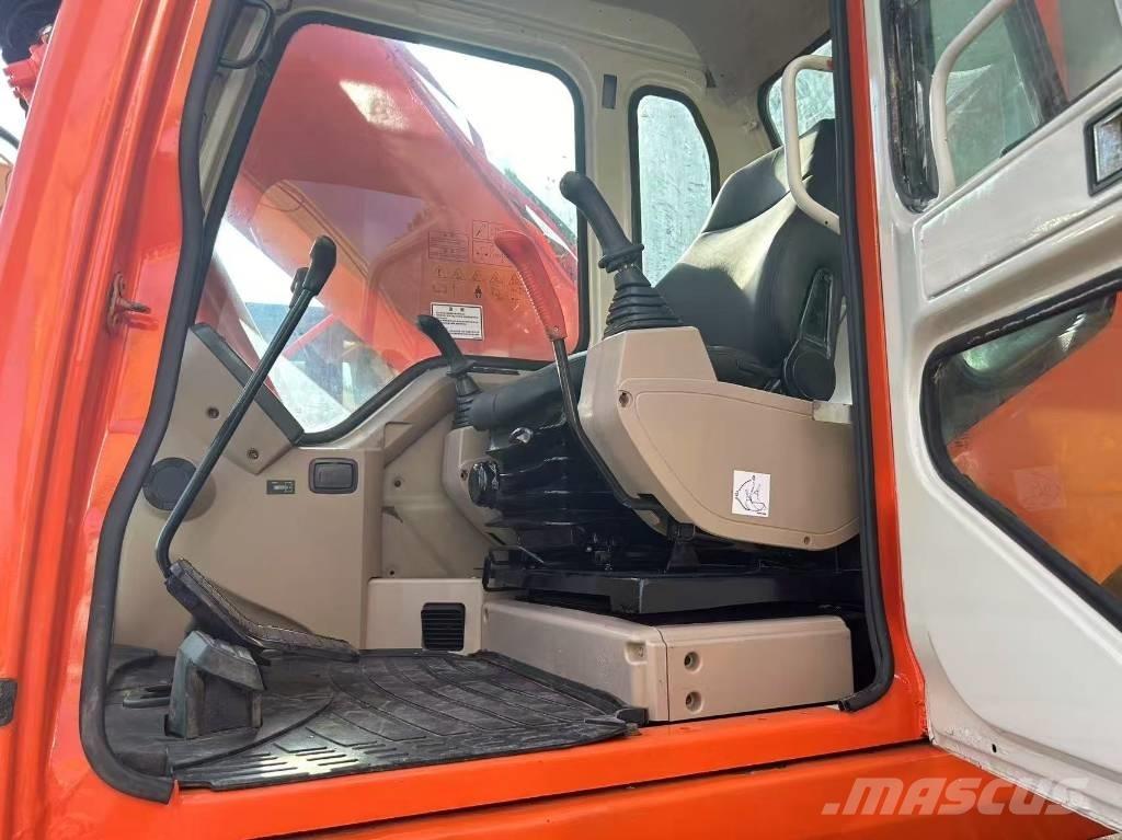 Doosan DH 225 LC-7 Paletli ekskavatörler