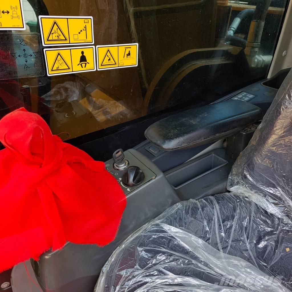 CAT 330 D Paletli ekskavatörler