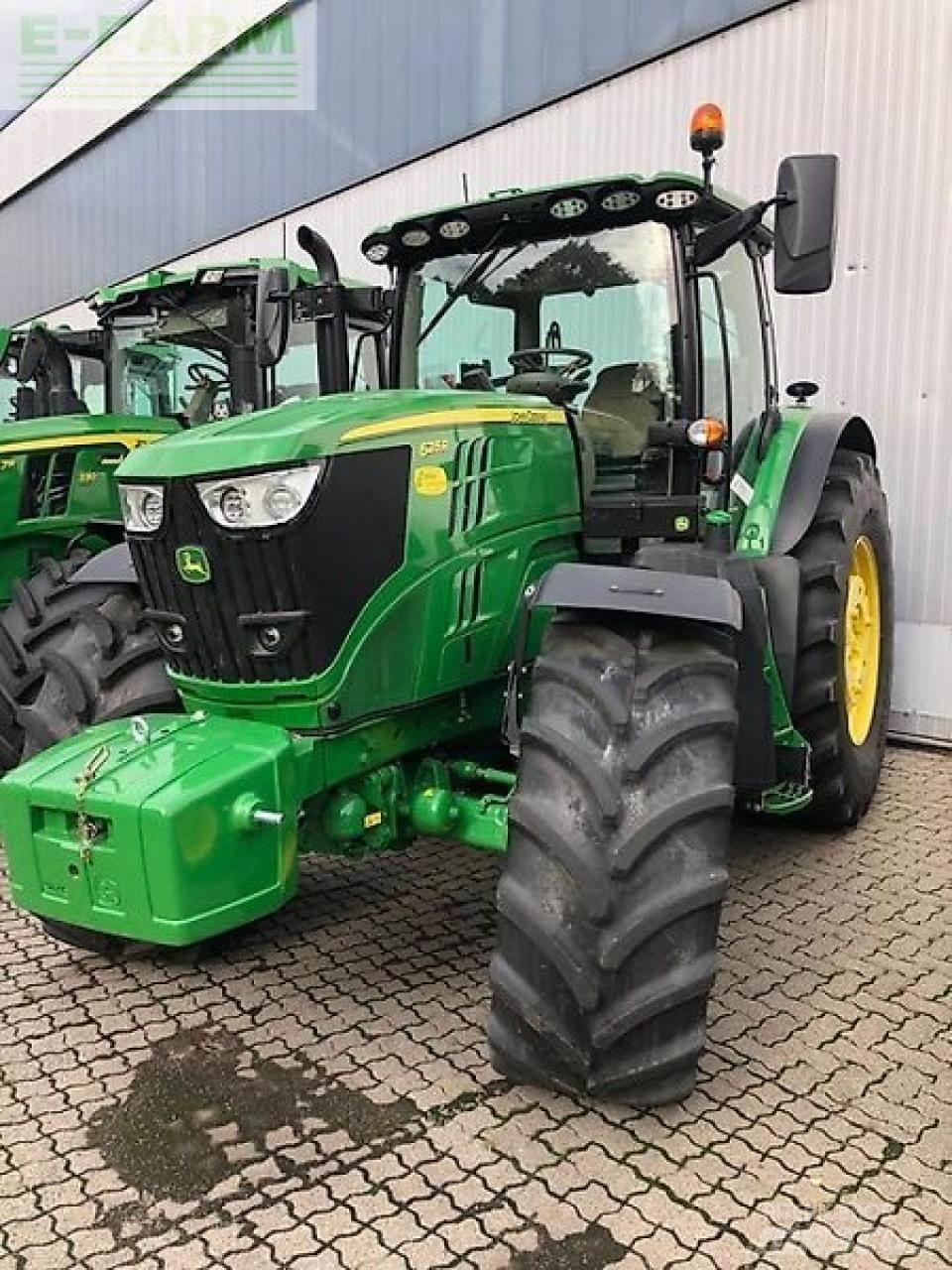 John Deere 6215r Traktörler