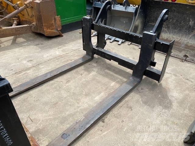 CAT 926-930-938 Çatallar