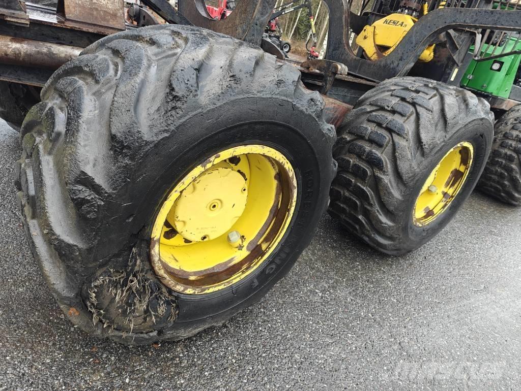John Deere 1210 E Tomruk yükleyici traktörler