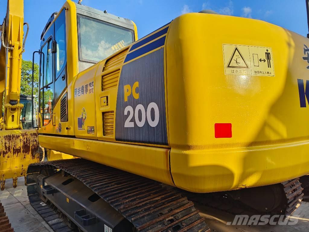 Komatsu PC 200-8 Paletli ekskavatörler