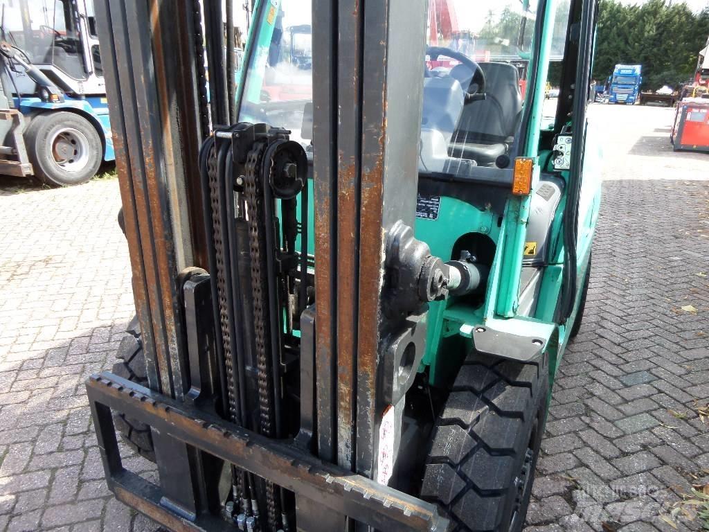 Mitsubishi FD45NT Dizel forkliftler