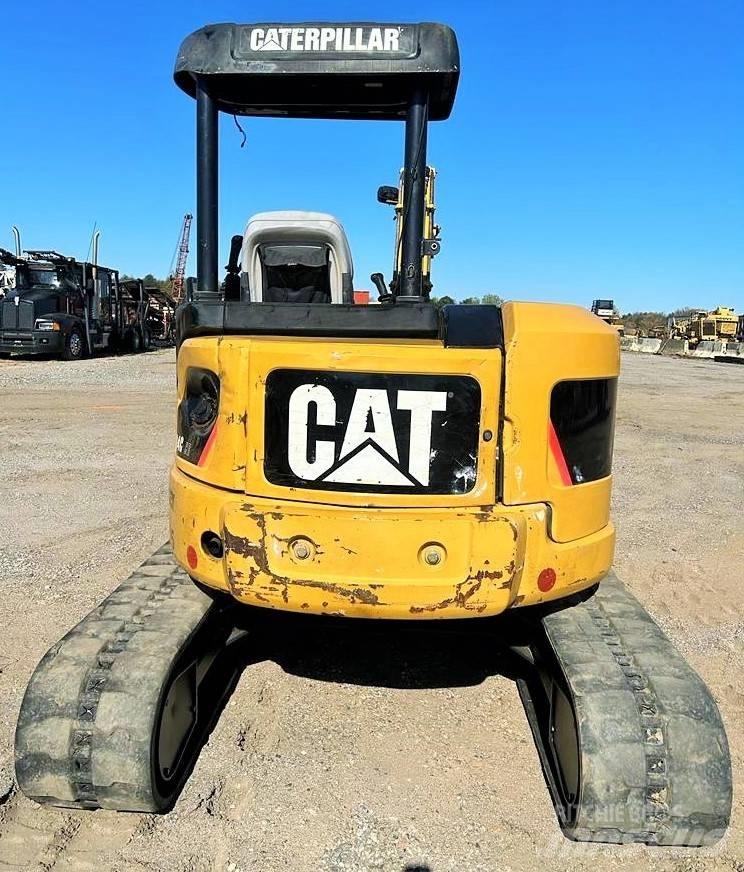 CAT 304 C CR Mini ekskavatörler, 7 tona dek