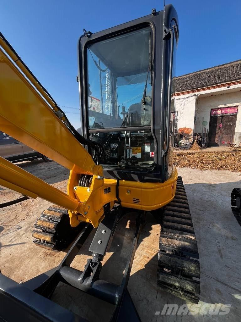 Komatsu PC 35 MR Mini ekskavatörler, 7 tona dek