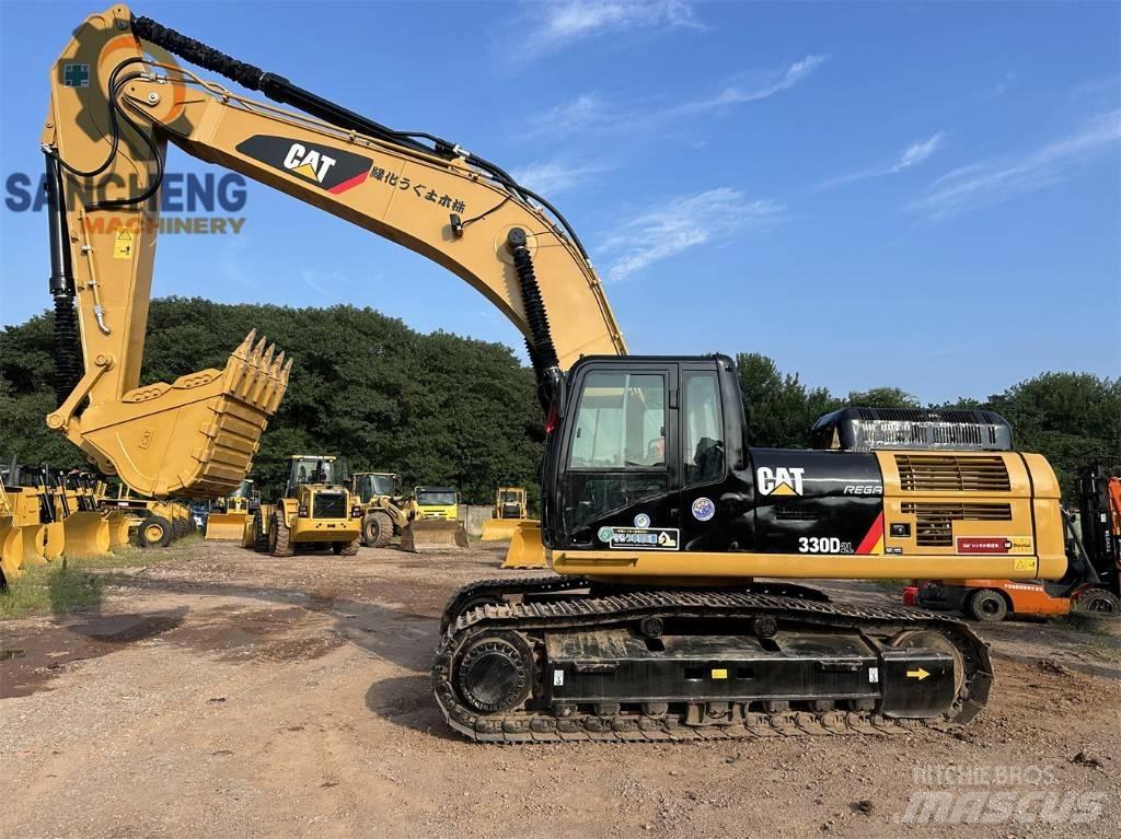 CAT 330D2L Paletli ekskavatörler