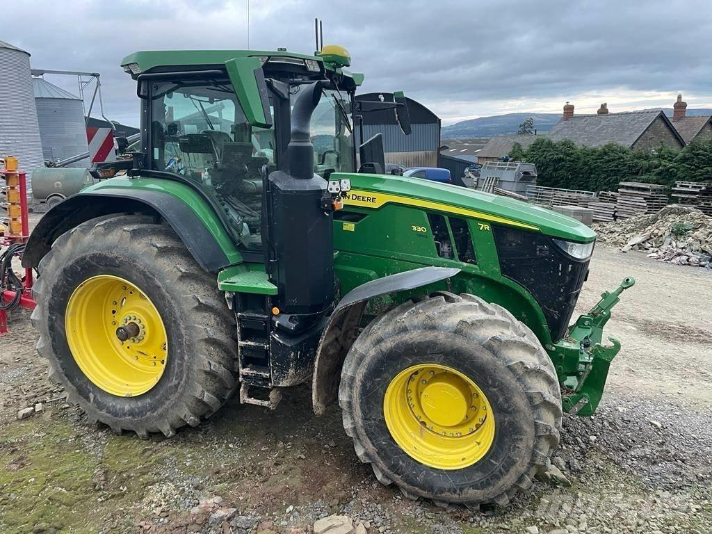 John Deere 7R 330 Traktörler