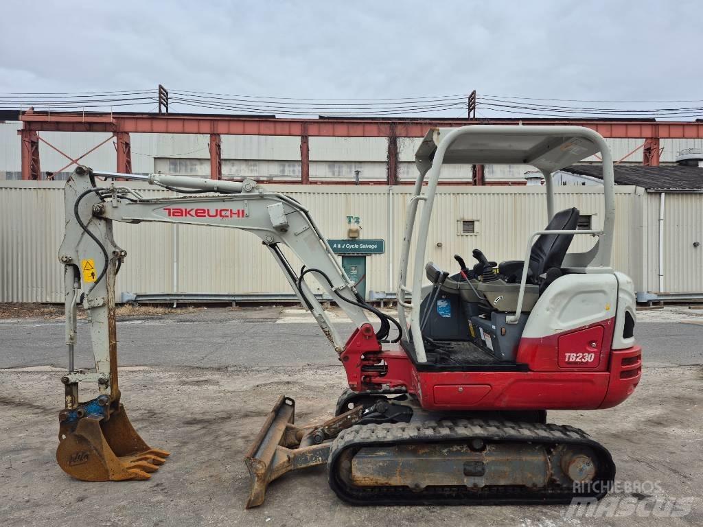 Takeuchi TB 230 Mini ekskavatörler, 7 tona dek