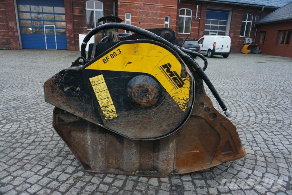 MB Crusher BF 80.3 Kırıcı kepçeler