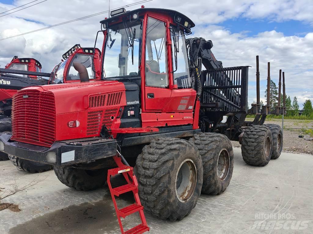 Komatsu 865 Tomruk yükleyici traktörler