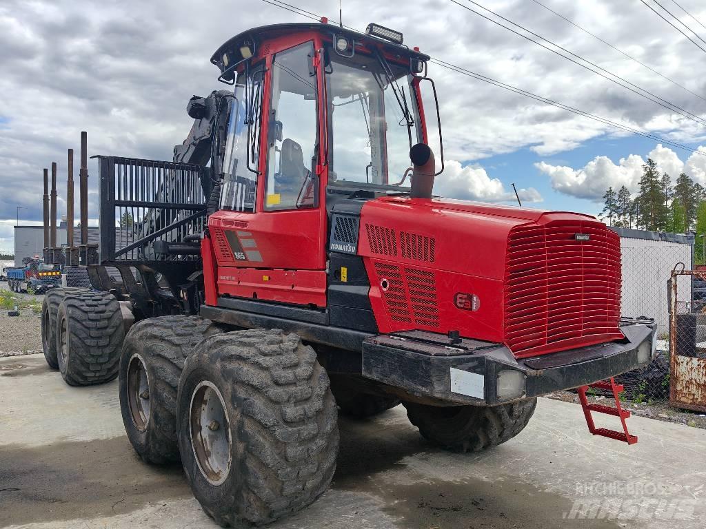 Komatsu 865 Tomruk yükleyici traktörler