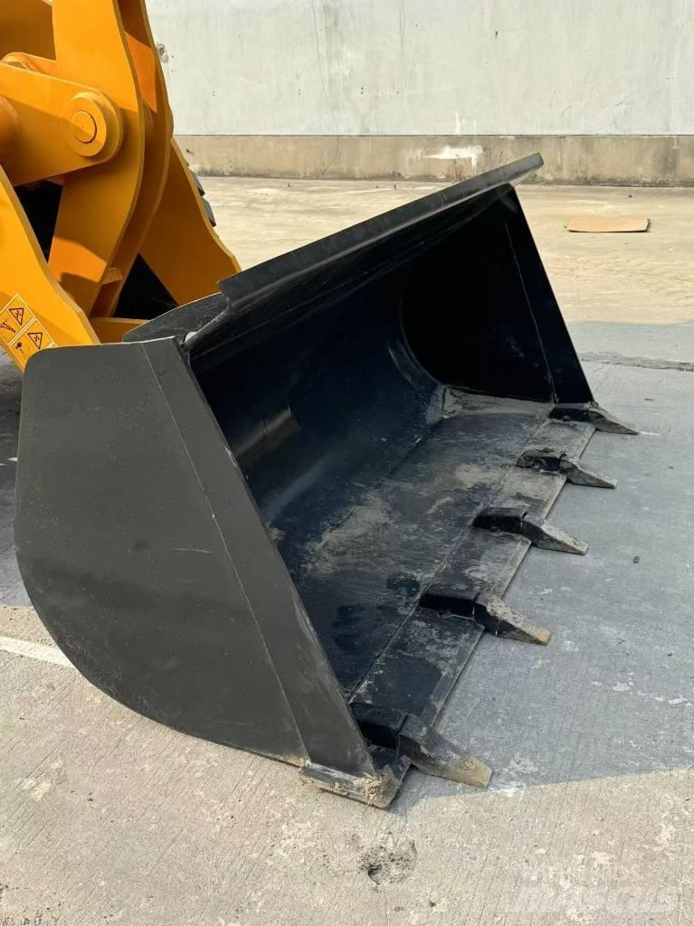 LiuGong 835 H Tekerlekli yükleyiciler