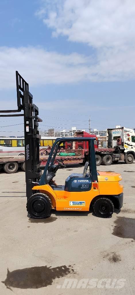  TOYOTYA FD30 Dizel forkliftler