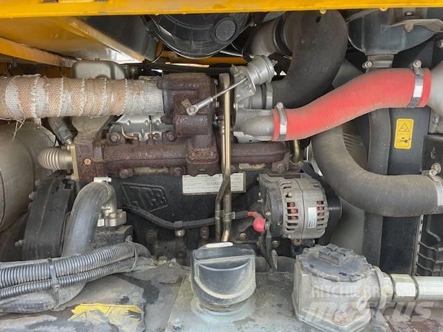 JCB 6 TST Belden kirma kamyonlar