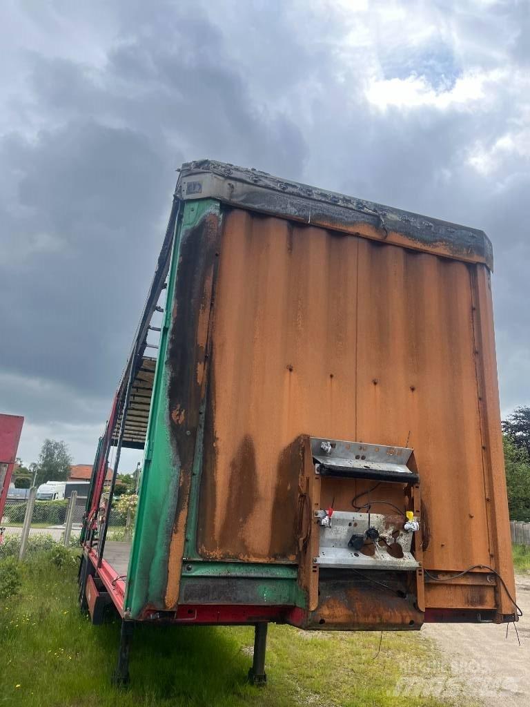 Krone SDP-02 Kayar tenteli çekiciler