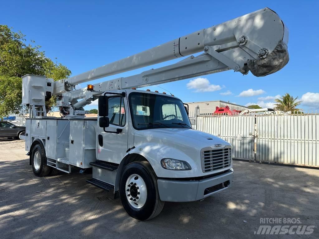 Freightliner M2 Araç üstü platformlar