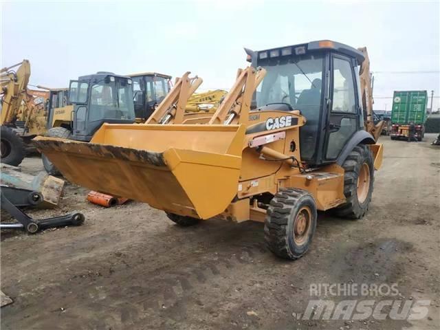 CASE 580M Skid steer loderler