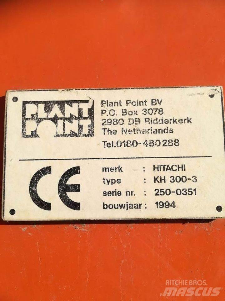 Hitachi KH 300 Paletli vinçler