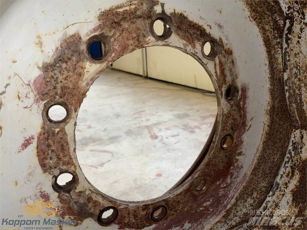 Valmet 890 24x26,5 Lastikler