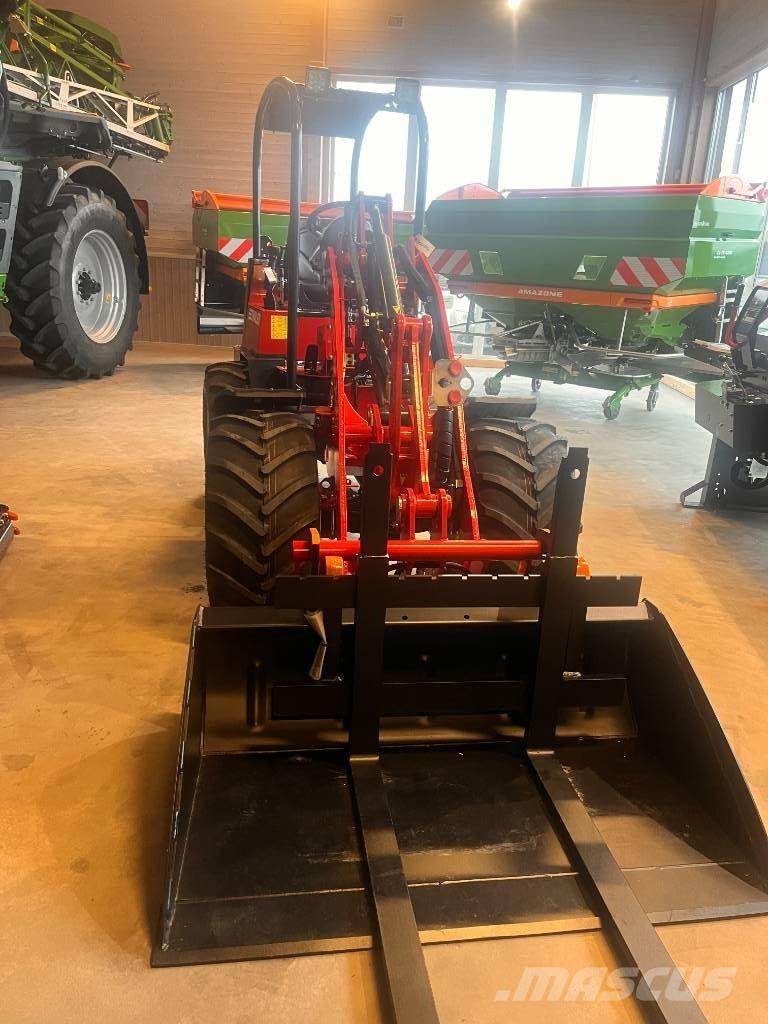 Thaler 2230S Çok amaçlı yükleyiciler