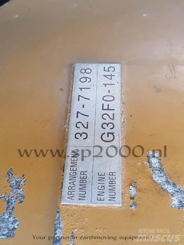 CAT 320 D Paletli ekskavatörler