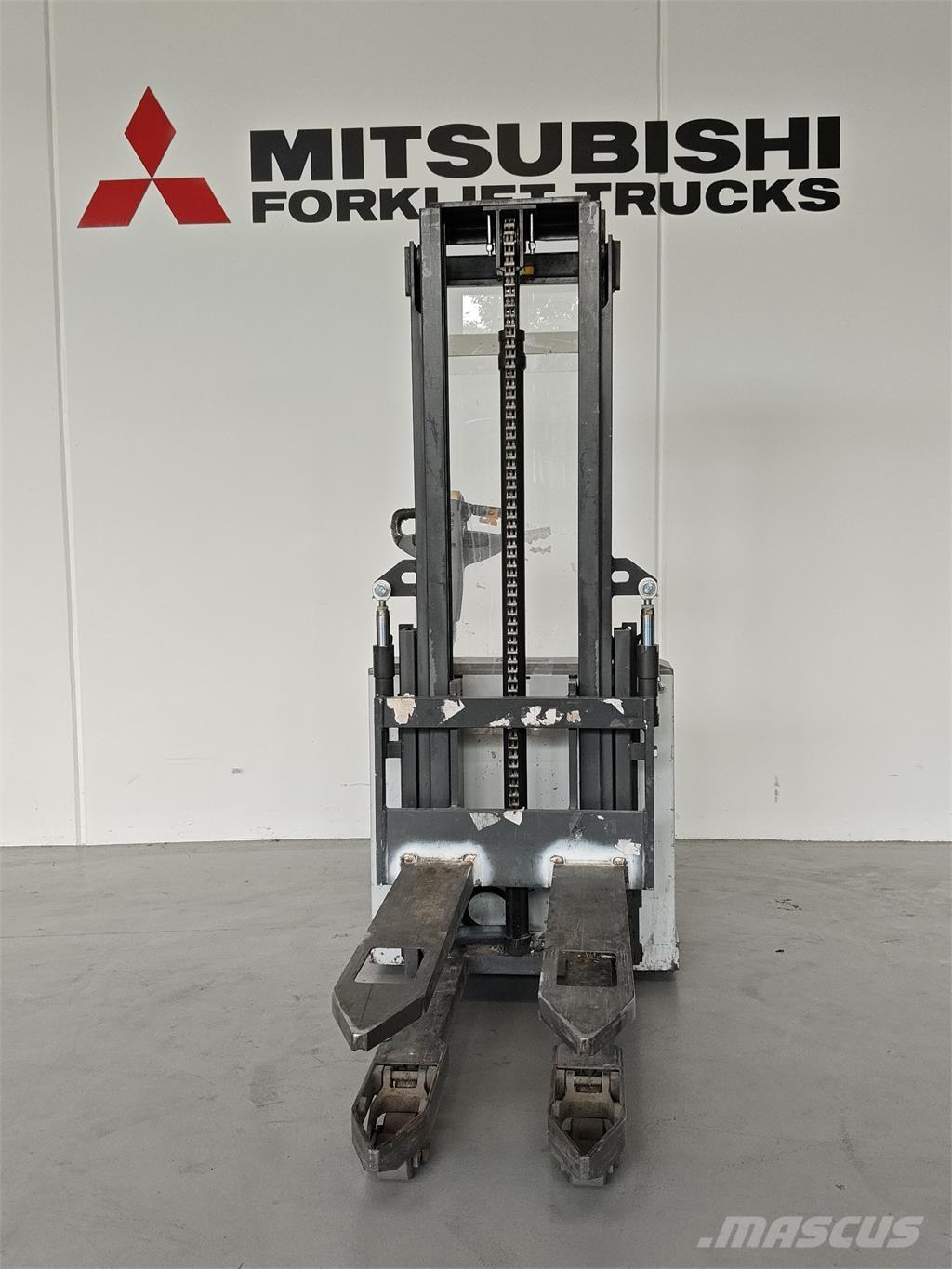 Atlet PSH160 Akülü depo ekipmanları