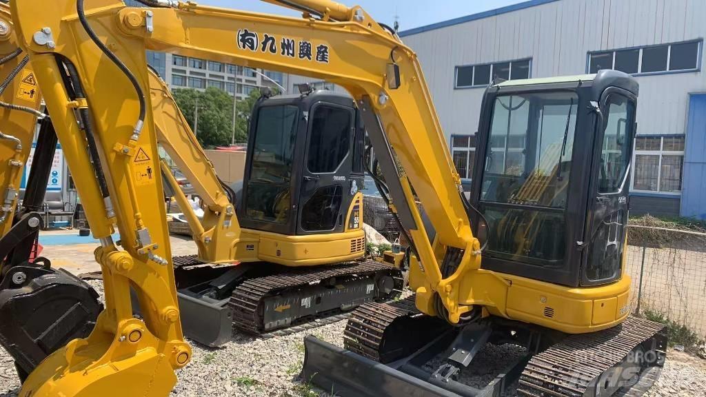 Komatsu PC 40 Paletli ekskavatörler