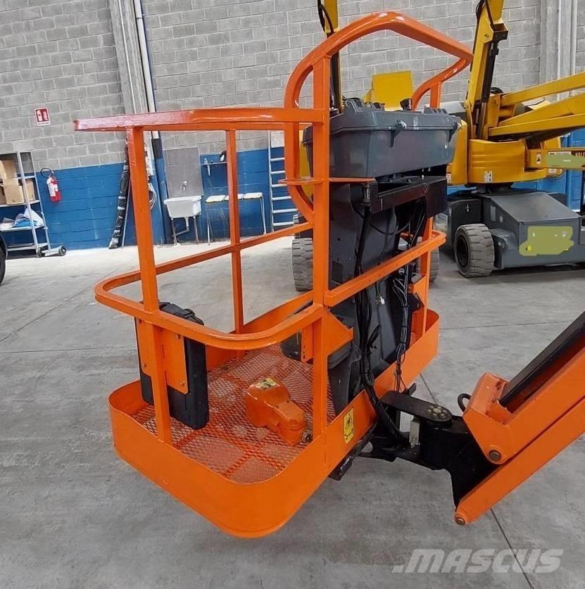 JLG E 450 AJ Körüklü personel platformları