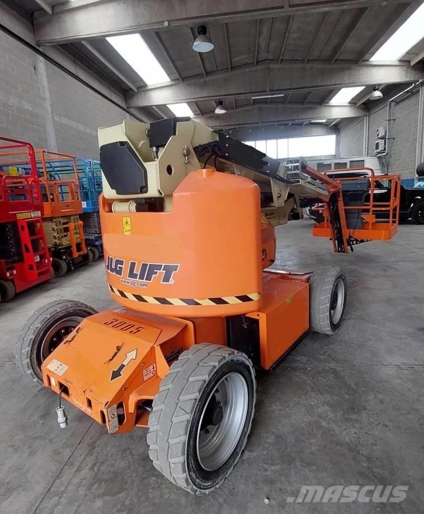 JLG E 450 AJ Körüklü personel platformları