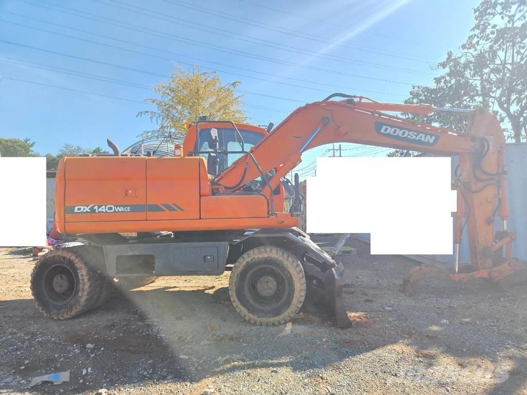 Doosan DX140WACE Lastik tekerli ekskavatörler