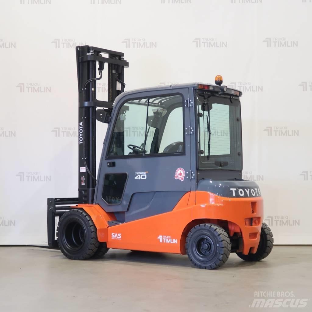 Toyota 8FBMT40 Elektrikli forkliftler
