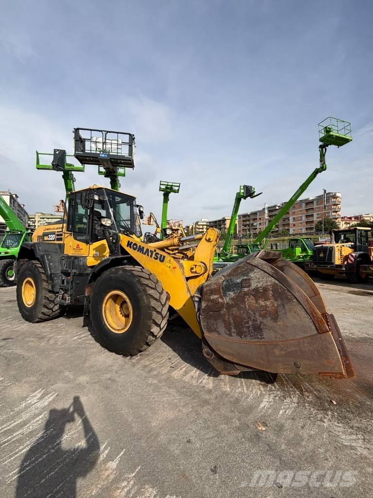 Komatsu WA 320-8 Tekerlekli yükleyiciler