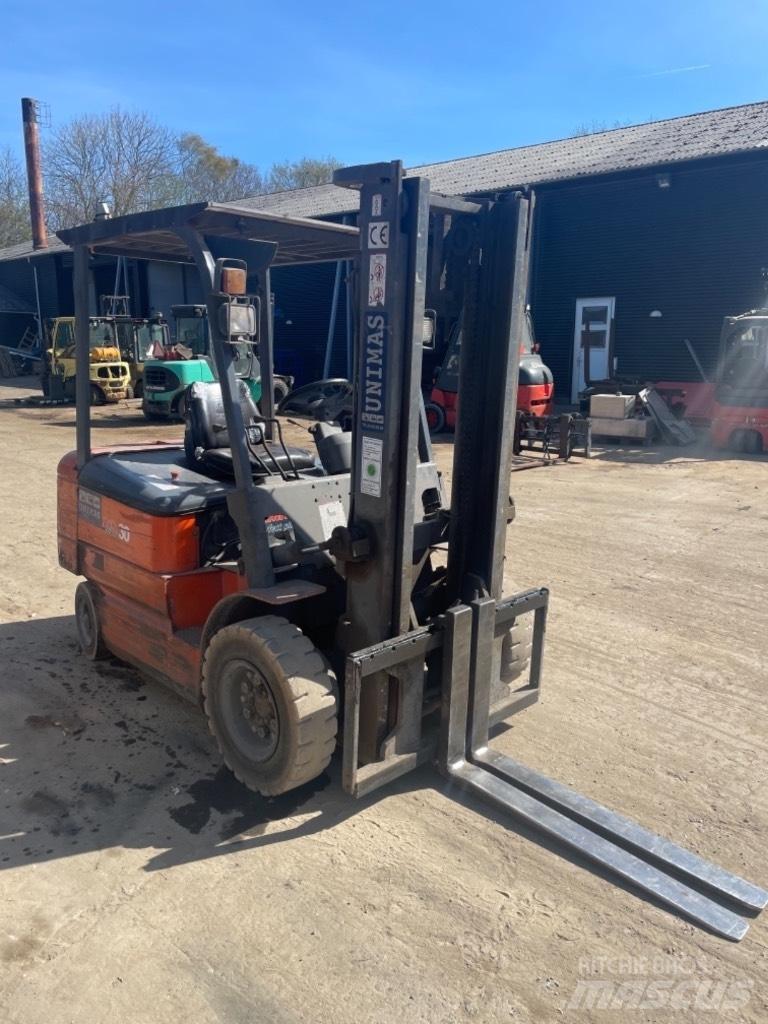 Heli CD30 Elektrikli forkliftler