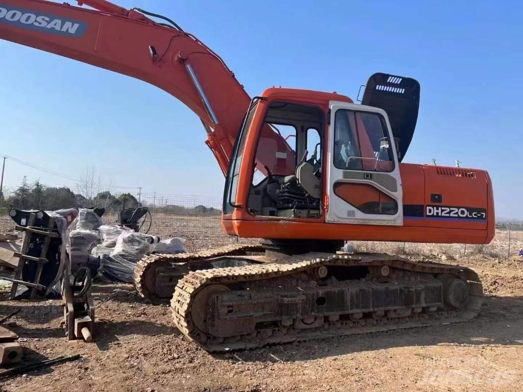 Doosan DH 220 Paletli ekskavatörler