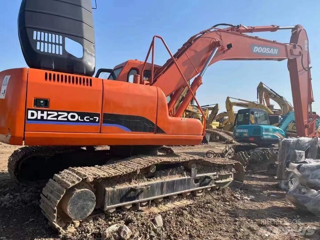 Doosan DH 220 Paletli ekskavatörler