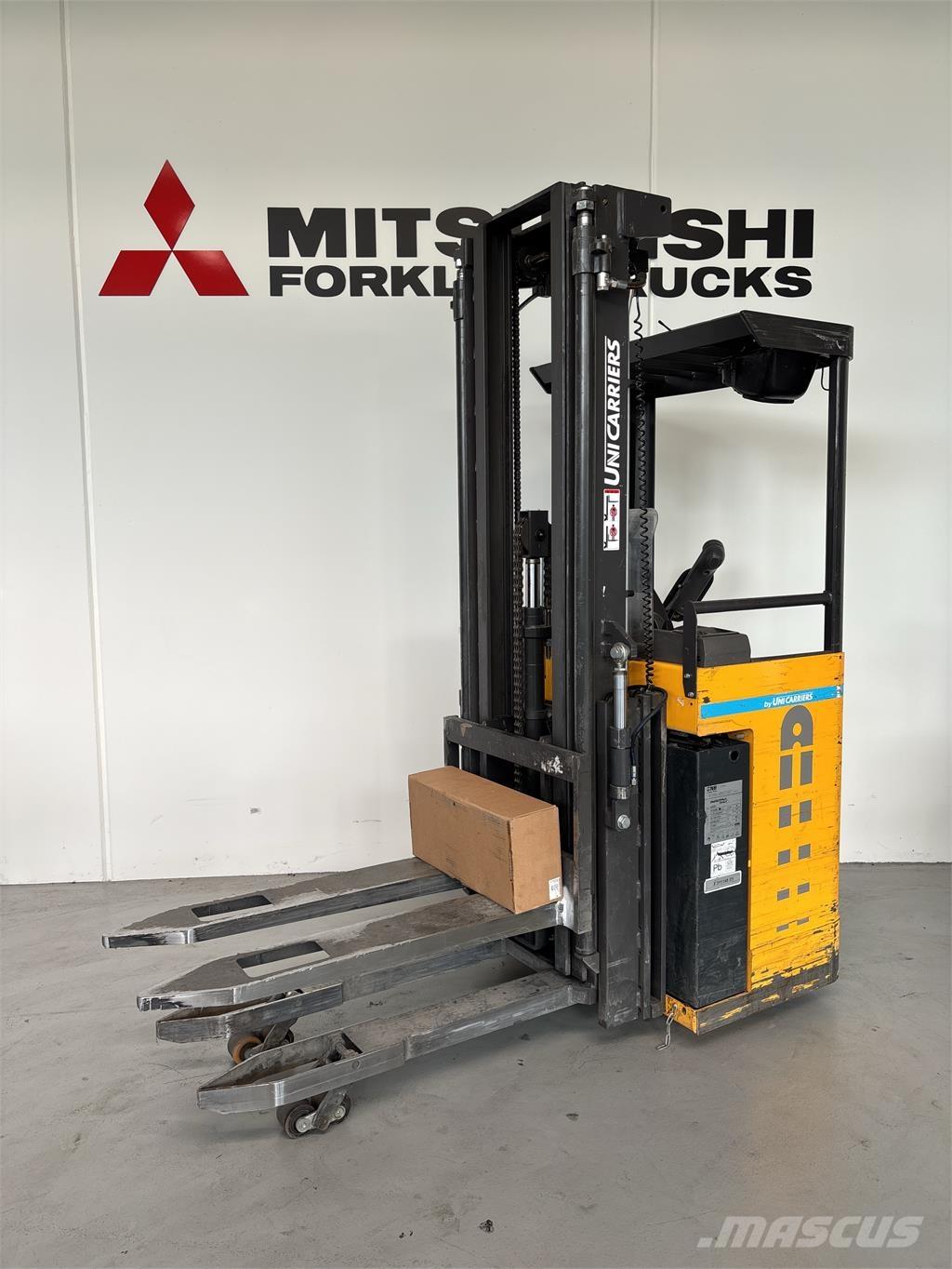 Atlet X160 Akülü depo ekipmanları