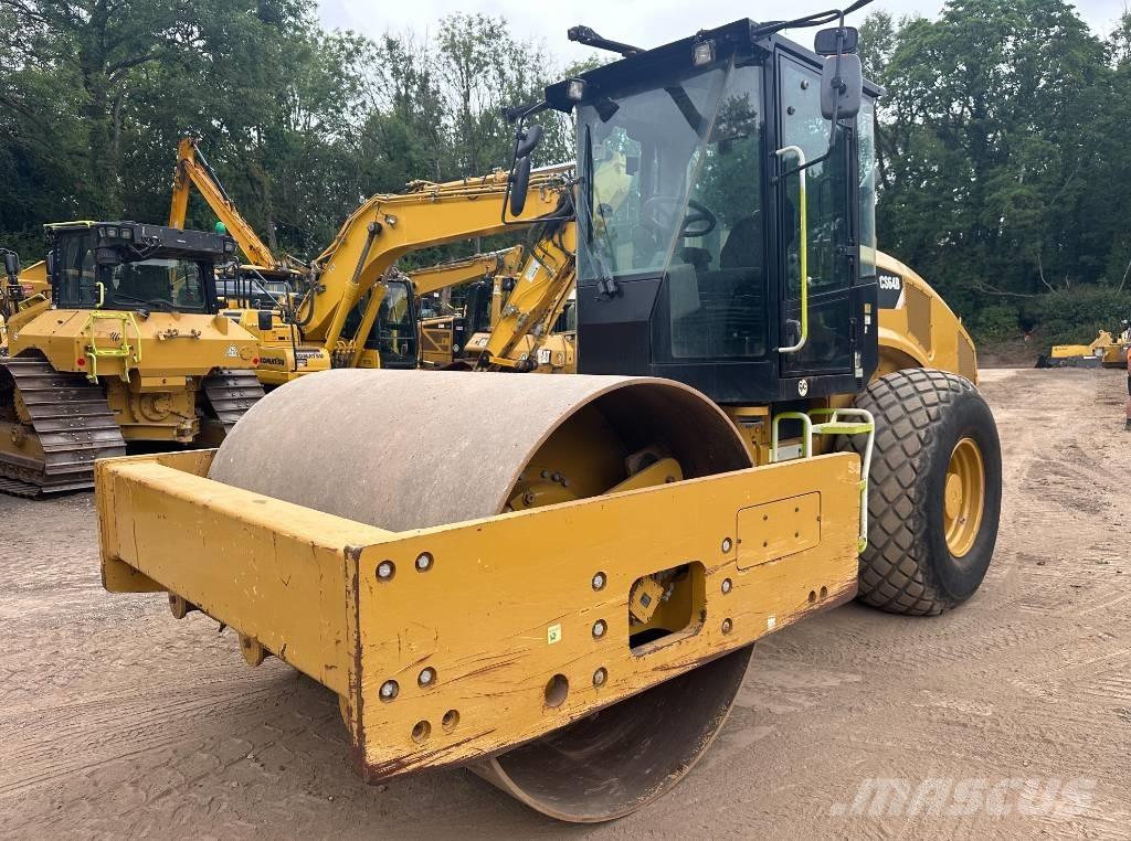 CAT CS 64 B Tek tamburlu silindirler