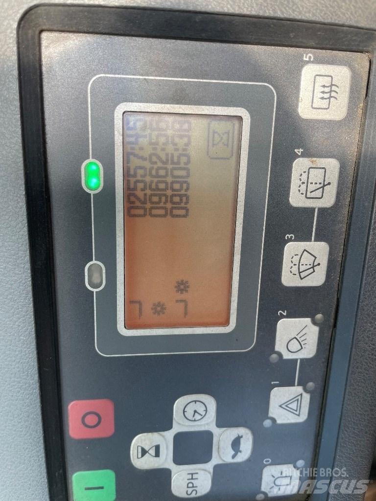 Toyota 8FBMT30 Elektrikli forkliftler