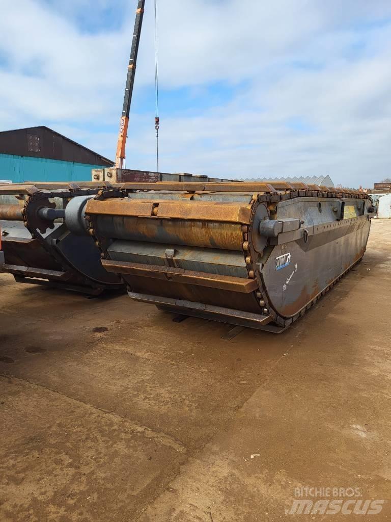 Volvo 210CLR Amfibi Ekskavatörler