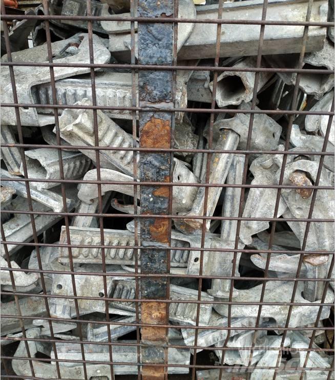 Peri BFD Clamps (Used) Kalıp